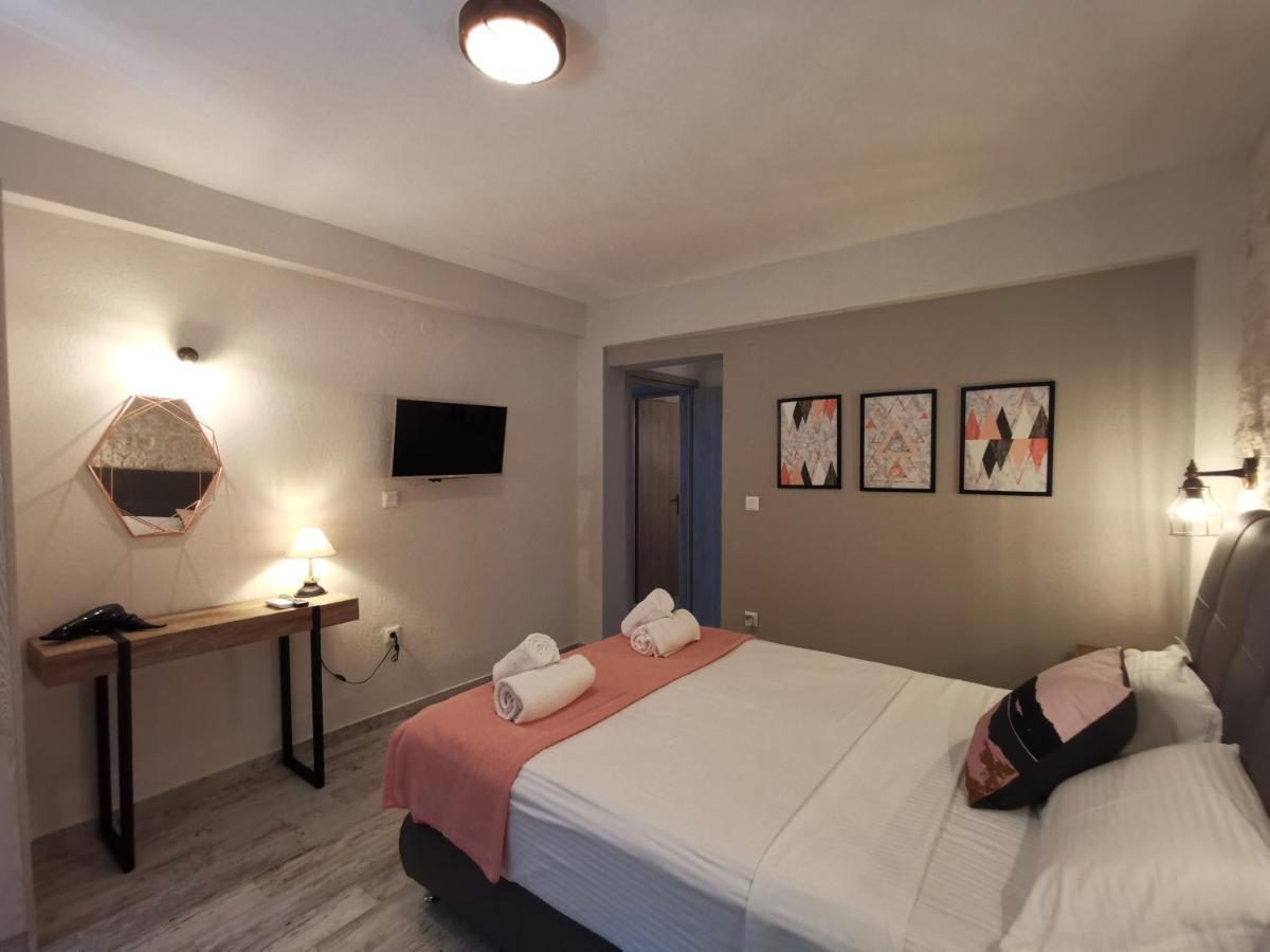 Ca' Del Mare Villa Kalogria  Esterno foto